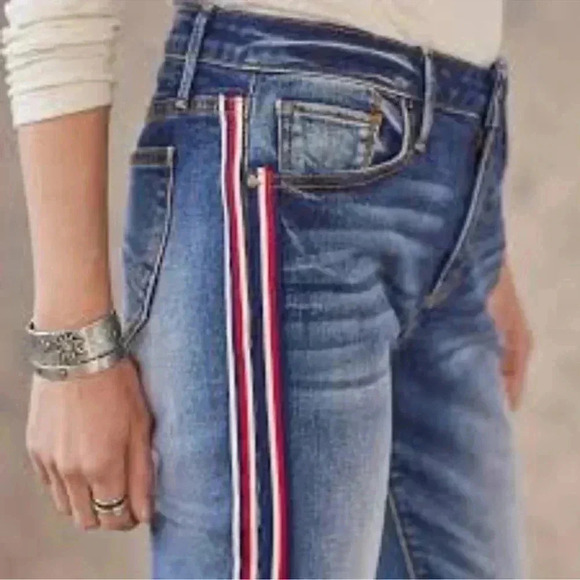 Free People Driftwood Jackie Stripe High Rise Denim  Blue Jeans Size 27 - Picture 1 of 11